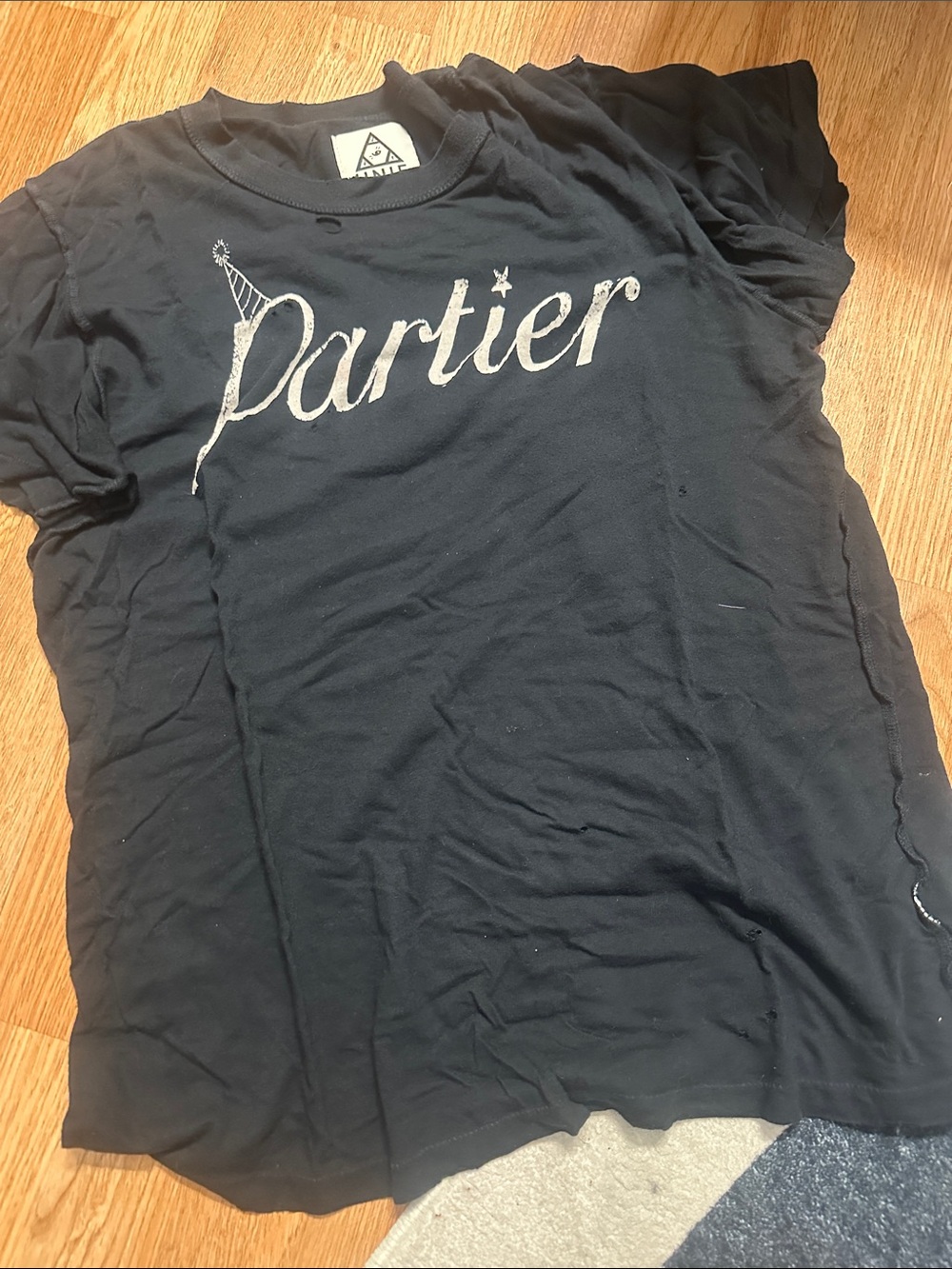 RARE UNIF Partier Short-Sleeve Graphic Tee - Black